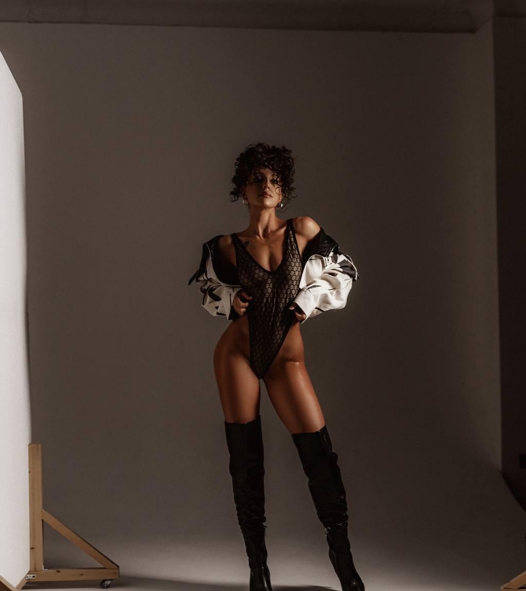 Индивидуалка Нелли, доступна для личного знакомства от 5000 руб