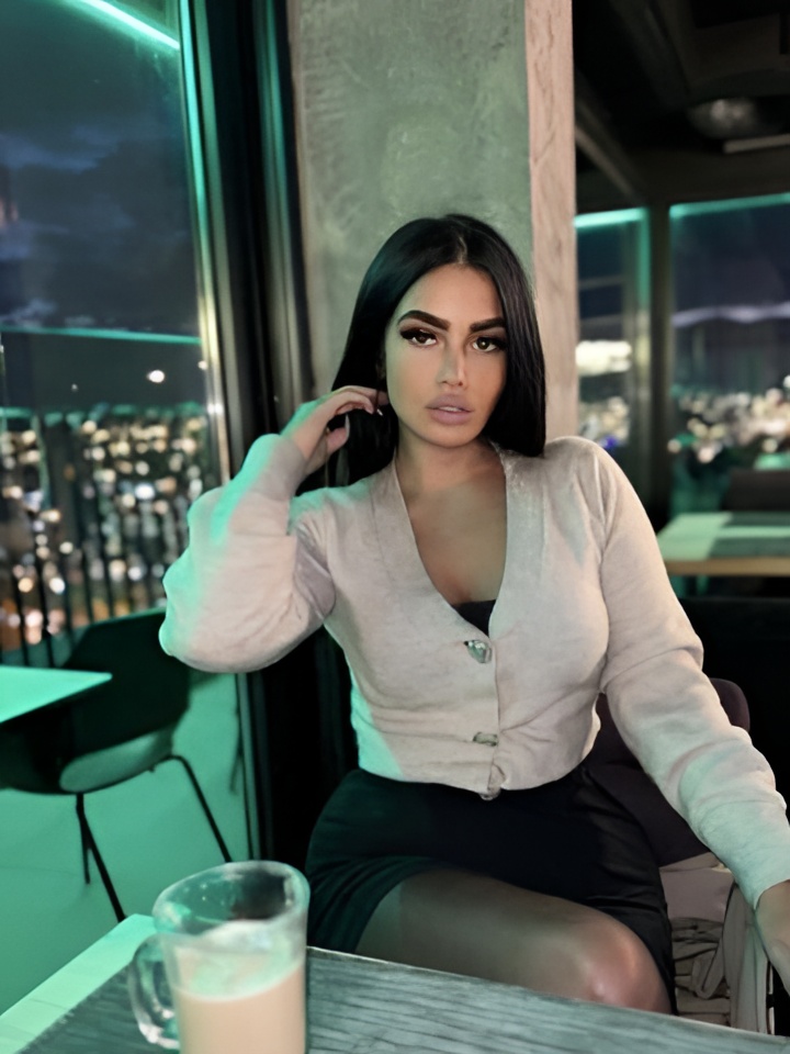 Индивидуалка Зита, доступна для личного знакомства от 10000 руб